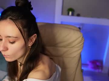 Kittyslina Chaturbate stream image from March 16, 2025