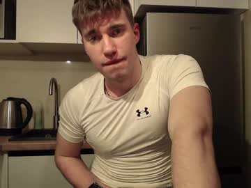 Megamaxxxl Chaturbate stream image from March 16, 2025