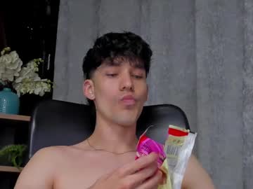 Noah_Brigth Chaturbate stream image from March 16, 2025