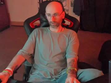 Simbell Chaturbate stream image from March 16, 2025