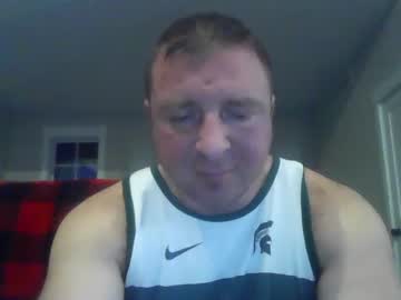 Millertimenow34 Chaturbate stream image from March 17, 2025