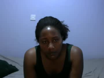 Queenjm1 Chaturbate stream image from March 17, 2025