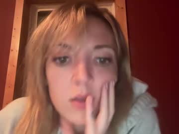 Lululollipop21 Chaturbate stream image from March 17, 2025
