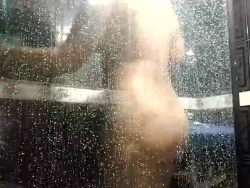 Nia124940 Chaturbate stream image from March 17, 2025