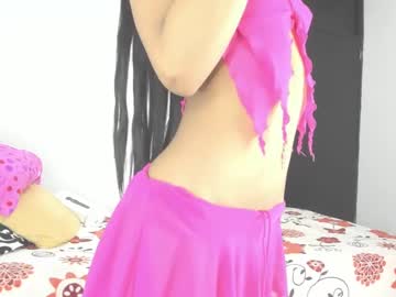 Moonandhoney_ Chaturbate stream image from March 17, 2025