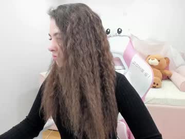 Elenabuch Chaturbate stream image from March 17, 2025