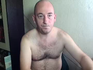 Johanbarker Chaturbate stream image from March 17, 2025