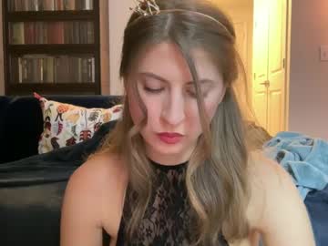 Yumiandwolf Chaturbate stream image from March 17, 2025