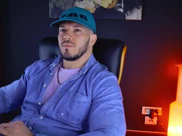 Angeloeric Chaturbate stream image from March 17, 2025