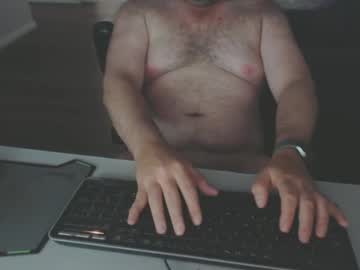Bumpingdis Chaturbate stream image from March 17, 2025