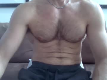 Parisien75015 Chaturbate stream image from March 17, 2025