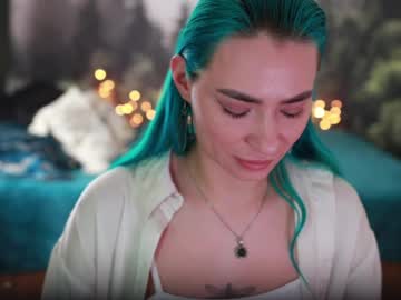 Gracegreen Chaturbate stream image from March 17, 2025