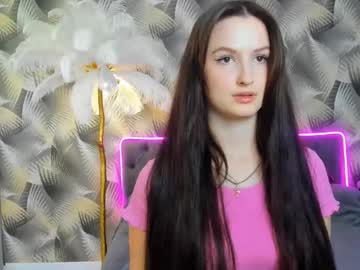 Hol1day_G1rl Chaturbate stream image from March 17, 2025