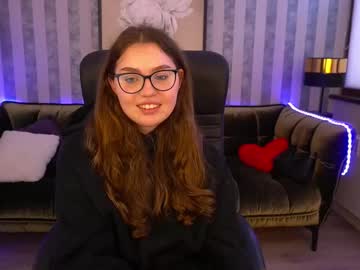 Luxsopphia_ Chaturbate stream image from March 17, 2025