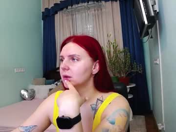 Pollygreen Chaturbate stream image from March 17, 2025