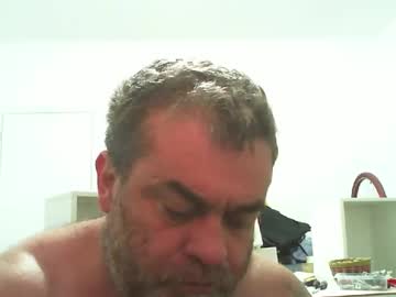 Casalsquirt Chaturbate stream image from March 17, 2025