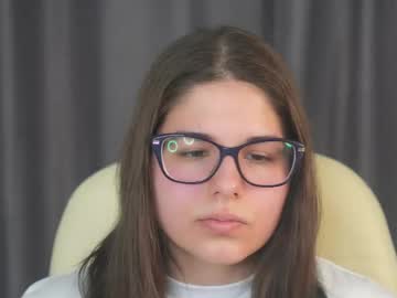 Decorate_Theworld Chaturbate stream image from March 17, 2025