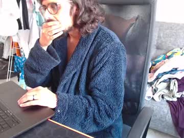 Fizz6572 Chaturbate stream image from March 17, 2025
