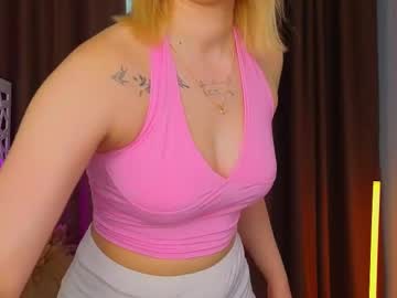 Ginnystar Chaturbate stream image from March 17, 2025