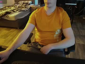 Maxmonreo Chaturbate stream image from March 17, 2025