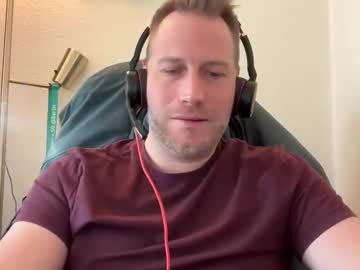 Chris2024x Chaturbate stream image from March 17, 2025