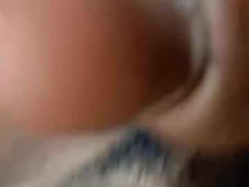 Juan20cruz654vill Chaturbate stream image from March 17, 2025
