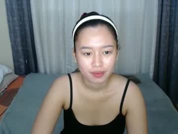_Khiaxxx Chaturbate stream image from March 17, 2025
