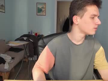 Scooby_R Chaturbate stream image from March 17, 2025