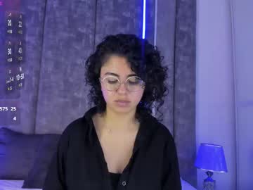 Amarettho Chaturbate stream image from March 17, 2025