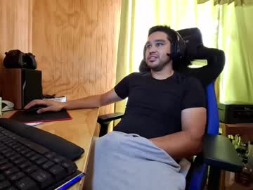 Chocomate Chaturbate stream image from March 17, 2025