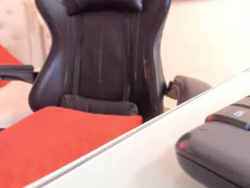 Mia_Jonnees Chaturbate stream image from March 17, 2025