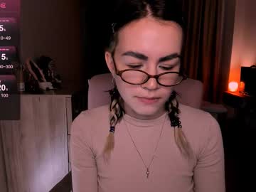 Selectrra Chaturbate stream image from March 17, 2025