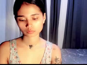 Yumi_Fox01 Chaturbate stream image from March 17, 2025