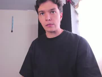 Mastrangelo_X Chaturbate stream image from March 17, 2025
