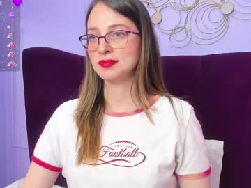 Ambeerrwood_ Chaturbate stream image from March 17, 2025