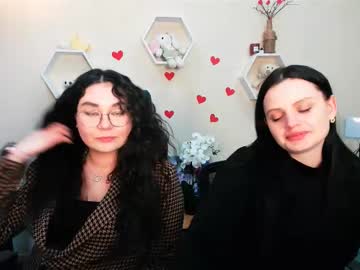 Fiery_Lips Chaturbate stream image from March 17, 2025