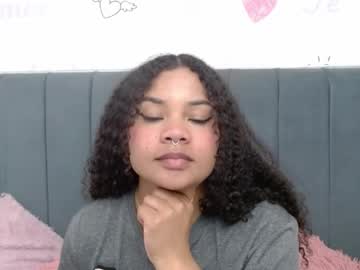 Kittybrookex Chaturbate stream image from March 17, 2025