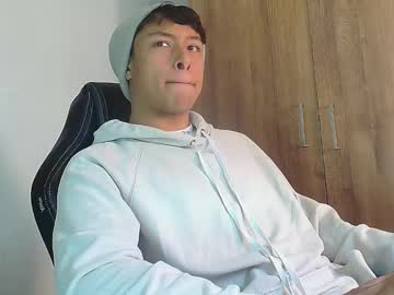 Michaelstones Chaturbate stream image from March 17, 2025