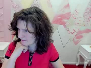 Nadifox Chaturbate stream image from March 17, 2025