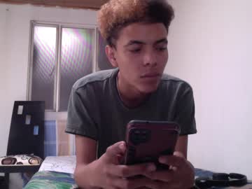 Skady_Coronado Chaturbate stream image from March 17, 2025