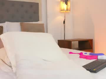 Victoria__Rossi Chaturbate stream image from March 17, 2025