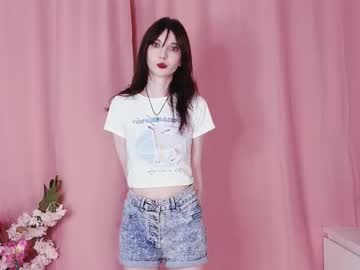 Fannygales Chaturbate stream image from March 17, 2025