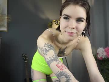 Taitbrowning Chaturbate stream image from March 17, 2025