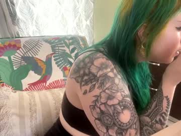 Klovesjxoxo Chaturbate stream image from March 17, 2025