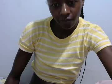 Lovergal222 Chaturbate stream image from March 17, 2025