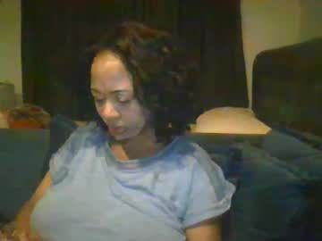 Teressa123 Chaturbate stream image from March 17, 2025
