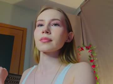 Cuute_Angell Chaturbate stream image from March 17, 2025