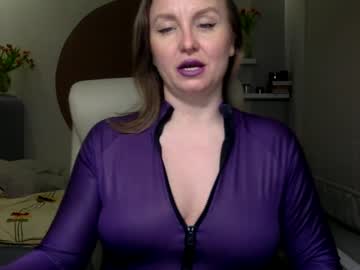 Dom_Mummy Chaturbate stream image from March 17, 2025