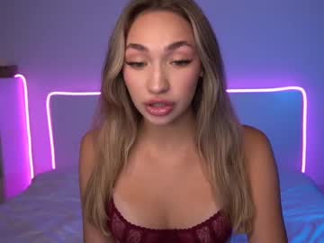 _Secretdesire Chaturbate stream image from March 17, 2025