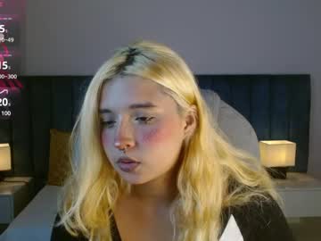 April__Bunny Chaturbate stream image from March 17, 2025